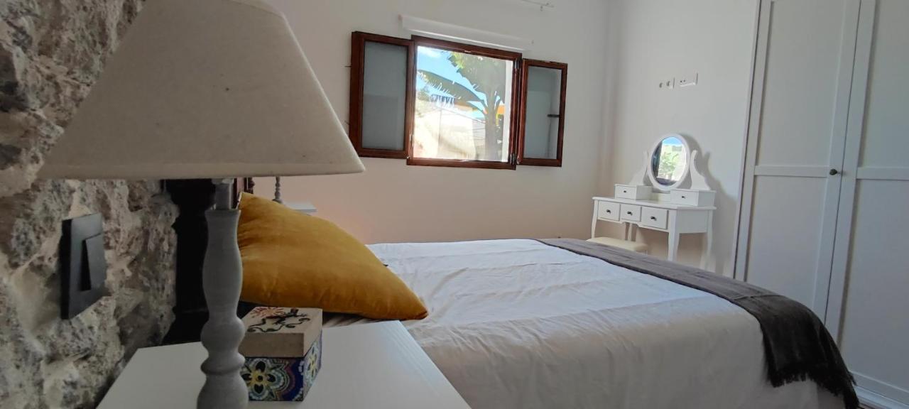Santa Maria de Guia de Gran Canaria Villa Canaria Piscina Jacuzzi Jardin מראה חיצוני תמונה